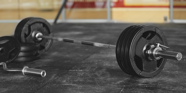 close-up of powerlifting barbell