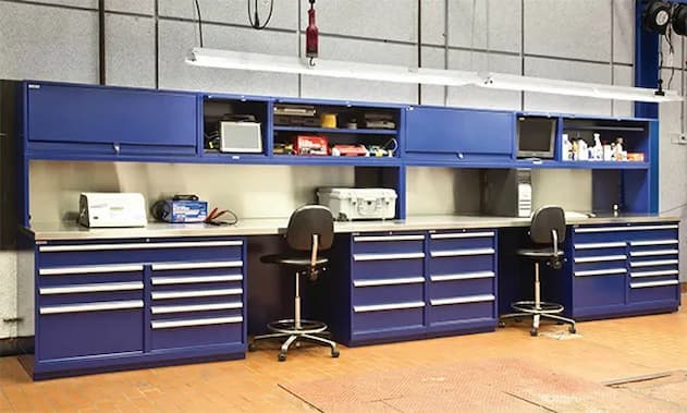 Choosing the Right Tooling Cabinet for Your Workshop: A Comprehensive Guide